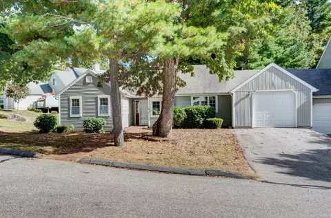 24 Fort Griswold Ln #24, Mansfield, CT 06250