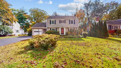 115 Brewster Rd, West Hartford, CT 06117