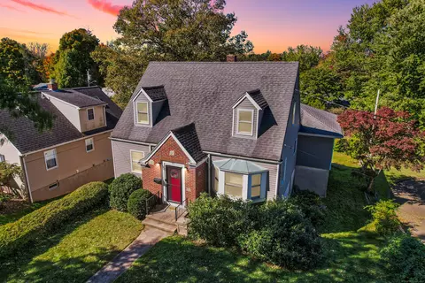 35 Simpson Ave, Wallingford, CT 06492
