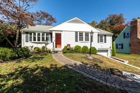 36 Dowd St, Newington, CT 06111