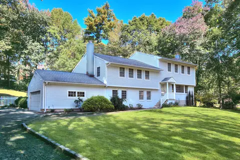 20 Joann Cir, Westport, CT 06880