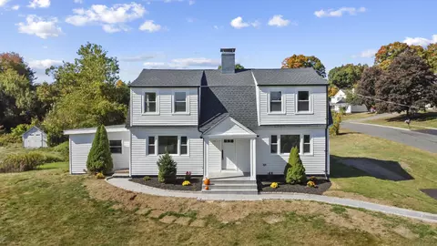 570 Vernon St, Manchester, CT 06042