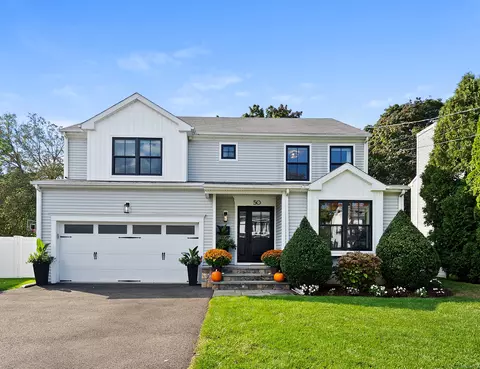50 Lindbergh St, Fairfield, CT 06824