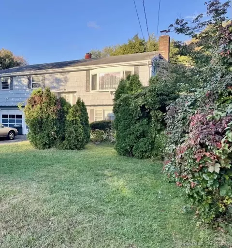 1850 Nichols Ave, Stratford, CT 06614