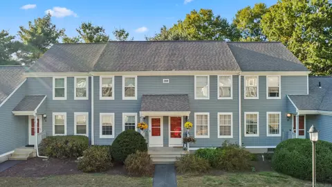 209 Oakland St #D, Manchester, CT 06042