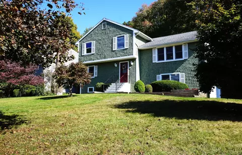 21 Woodside Dr, Farmington, CT 06085