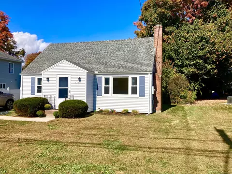 682 Hills St, East Hartford, CT 06118