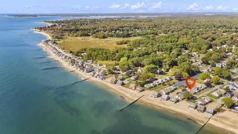 89 Hawks Nest Rd, Old Lyme, CT 06371
