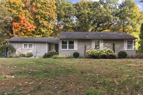 1163 Main St, Hamden, CT 06514