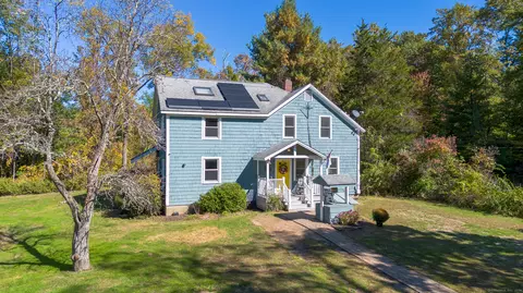 483 Downs Rd, Bethany, CT 06524
