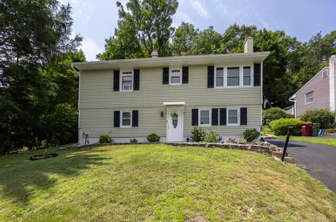 102 Evening Star Dr, Naugatuck, CT 06770