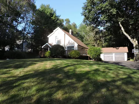 948 N River Rd, Coventry, CT 06238