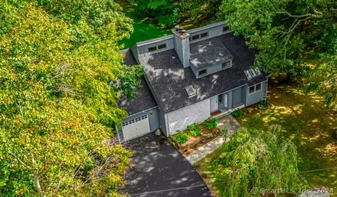 1021 Willard Rd, Orange, CT 06477