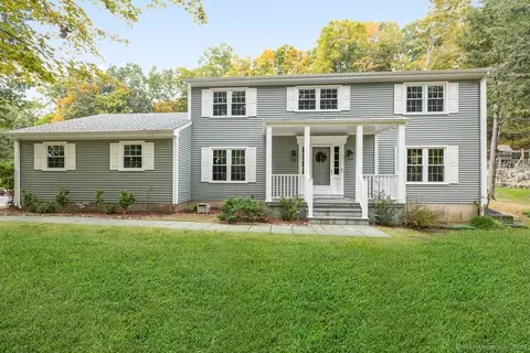 148 Riverbank Dr, Stamford, CT 06903