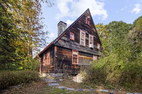 32 Old Nod Rd, Clinton, CT 06413