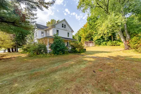 951 Rainbow Rd, Windsor, CT 06095