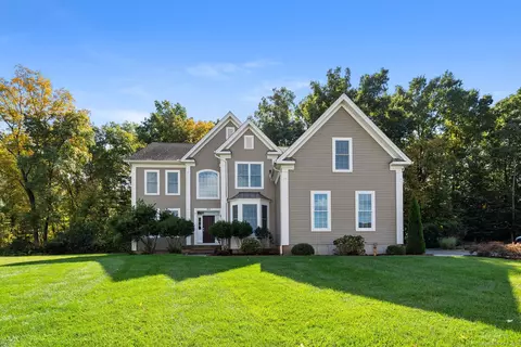 104 Rochela Dr, Southington, CT 06489