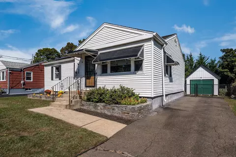 259 Kenneth St, East Haven, CT 06512
