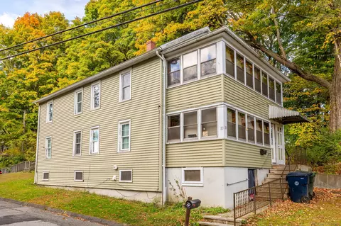 10 Benedict St, Plymouth, CT 06786