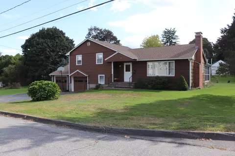 20 Friendship St, Windham, CT 06226