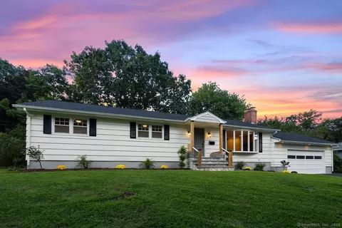 53 Adla Dr, Hamden, CT 06514