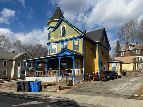 13 Spring St, Windham, CT 06226