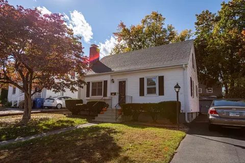 82 Branford St, Manchester, CT 06040