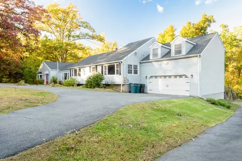 1554 Waterbury Rd, Cheshire, CT 06410