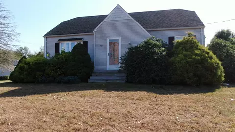 100 Town Farm Rd, Enfield, CT 06082