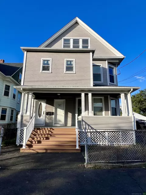 78-80 Milne St, Bridgeport, CT 06604