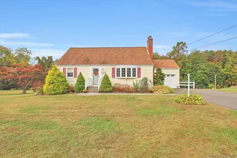 114 Spring Hill Rd, Southington, CT 06489