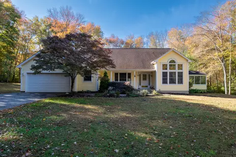 313 Spaulding Rd, Plainfield, CT 06374