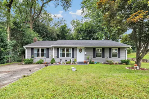 3 Upland Ter, Ansonia, CT 06401