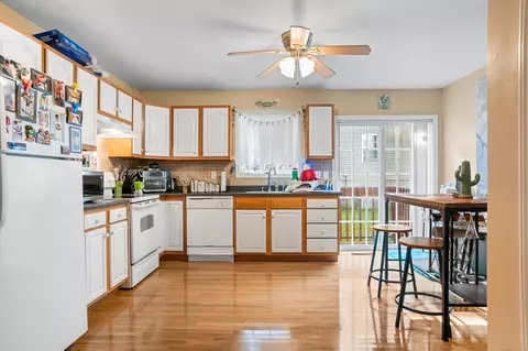170 Stonefield Dr #29, Waterbury, CT 06705