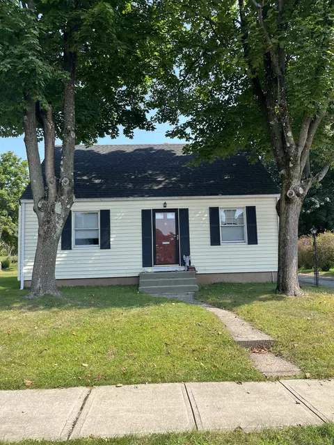 21 Lacey Rd, Southington, CT 06489