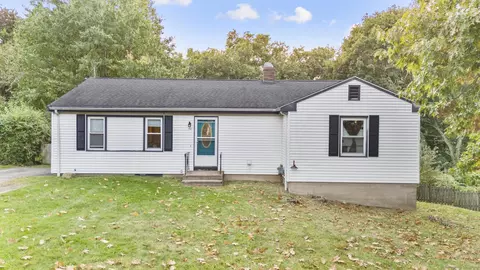 54 Allan St, West Haven, CT 06516