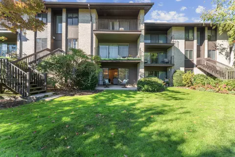 241 Hamilton Ave #13, Stamford, CT 06902