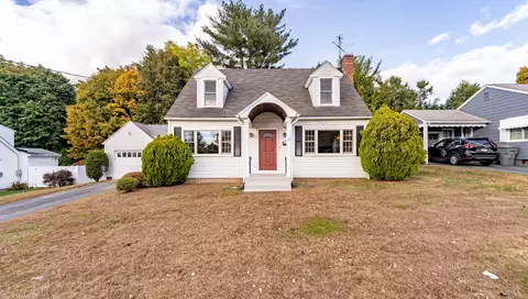 8 Spier Ave, Enfield, CT 06082