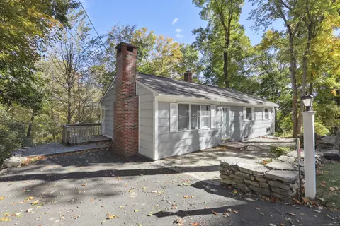 36 Split Level Rd, Ridgefield, CT 06877 photo 1