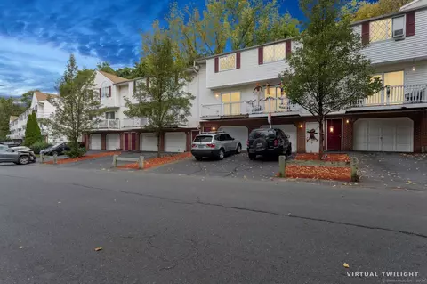 152 Lincoln St #5, Waterbury, CT 06710