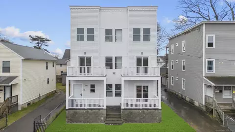 583 Gregory St, Bridgeport, CT 06604