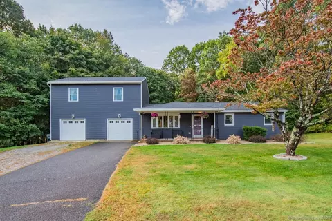 86 Beach Dr, Prospect, CT 06712