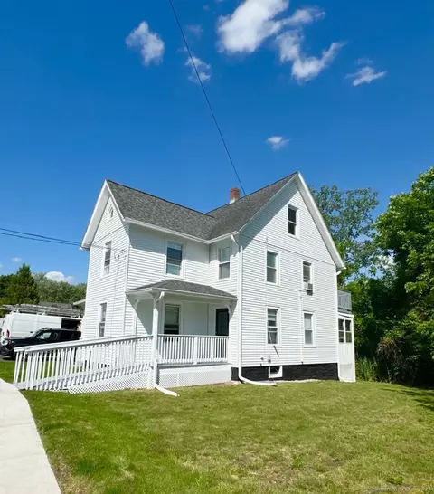 11 High St, Portland, CT 06480