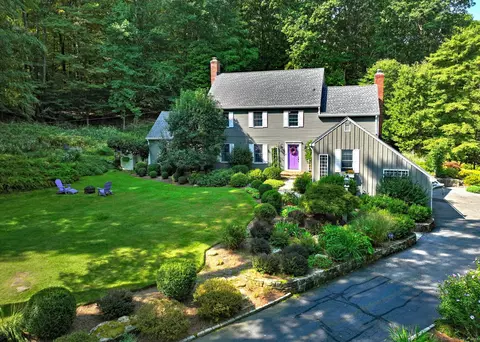 59 Yankee Hill Rd, Ridgefield, CT 06877