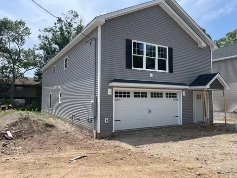 27 Overlook St, West Haven, CT 06516