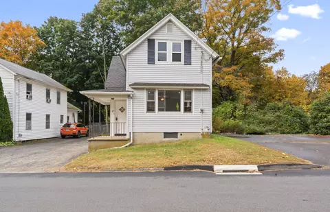 125 Riverside St, Watertown, CT 06779