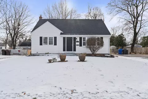 22 Dale Rd, Enfield, CT 06082