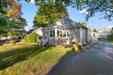 415 Coe Ave, East Haven, CT 06512
