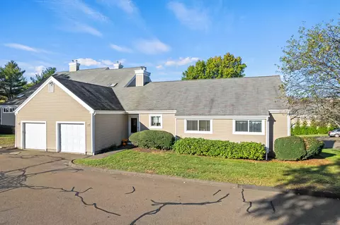 57 Jerimoth Dr #57, Branford, CT 06405