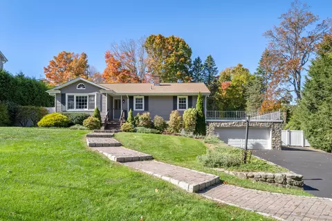 93 William St, Shelton, CT 06484